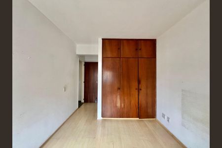 Suíte de apartamento para alugar com 2 quartos, 105m² em Botafogo, Campinas