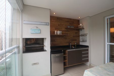 Varanda de apartamento para alugar com 3 quartos, 136m² em Vila Luis Antonio, Guarujá