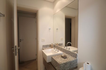 Apartamento para alugar com 136m², 3 quartos e 2 vagasBanheiro Social