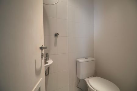 Apartamento para alugar com 136m², 3 quartos e 2 vagasBanheiro de serviço