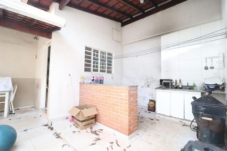Casa para alugar com 172m², 4 quartos e 2 vagasVaranda