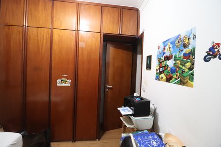 Casa para alugar com 172m², 4 quartos e 2 vagasQuarto 2