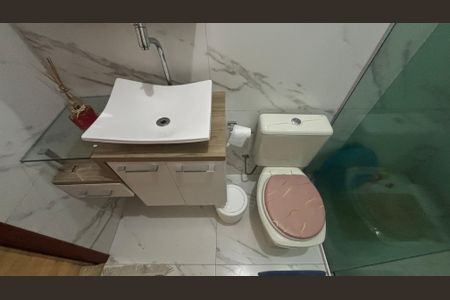 Casa à venda com 225m², 4 quartos e 2 vagasBanheiro