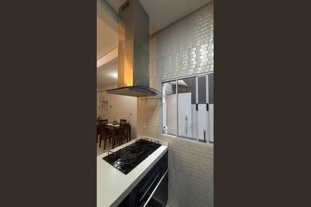 Casa à venda com 225m², 4 quartos e 2 vagasSala - Sala de Jantar - Cozinha