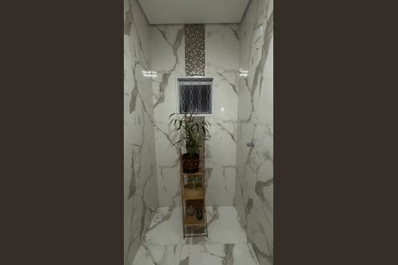 Casa à venda com 225m², 4 quartos e 2 vagasLavabo