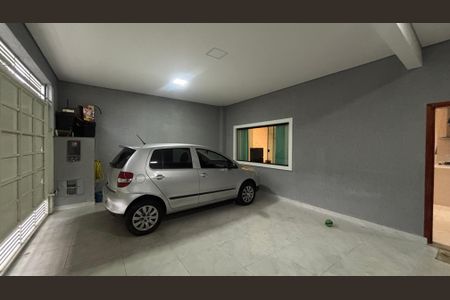 Casa à venda com 225m², 4 quartos e 2 vagasGaragem