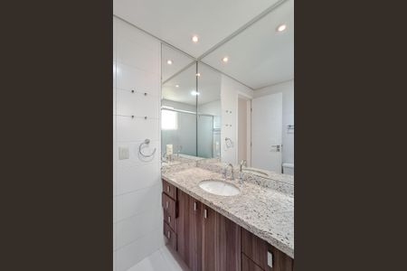 Apartamento à venda com 139m², 3 quartos e 2 vagasBanheiro da Suíte 3