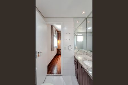 Apartamento à venda com 139m², 3 quartos e 2 vagasBanheiro da Suíte 3