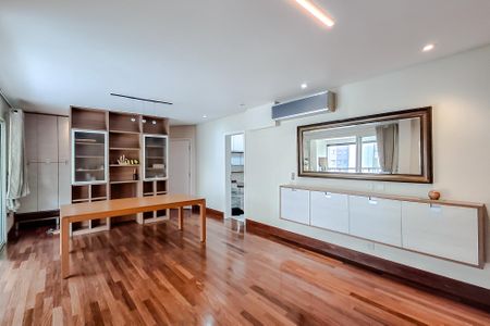 Apartamento à venda com 139m², 3 quartos e 2 vagasSala