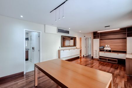 Apartamento à venda com 139m², 3 quartos e 2 vagasSala