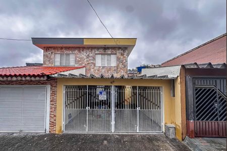Casa à venda com 290m², 3 quartos e 2 vagasFachada