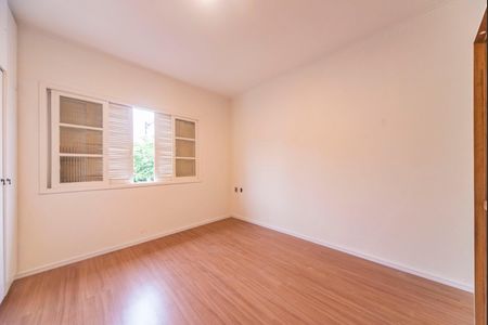 Casa à venda com 290m², 3 quartos e 2 vagasQuarto 3