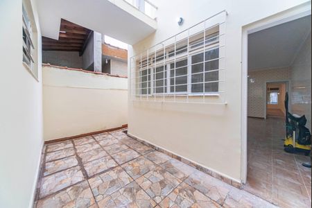 Casa à venda com 290m², 3 quartos e 2 vagasQuintal Fundos