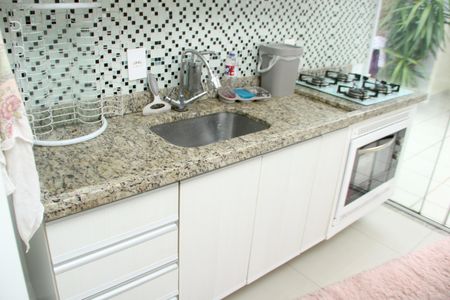 Apartamento à venda com 90m², 2 quartos e 1 vagaCozinha