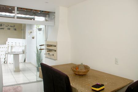 Apartamento à venda com 90m², 2 quartos e 1 vagaCozinha