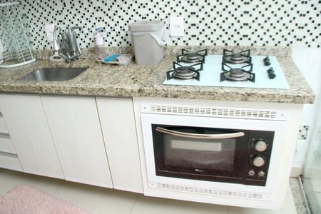 Apartamento à venda com 90m², 2 quartos e 1 vagaCozinha