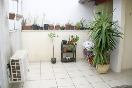 Apartamento à venda com 90m², 2 quartos e 1 vagaÁrea gourmet