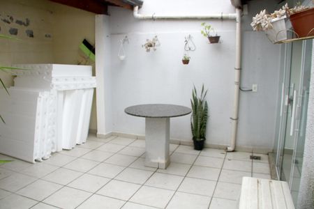 Apartamento à venda com 90m², 2 quartos e 1 vagaÁrea gourmet