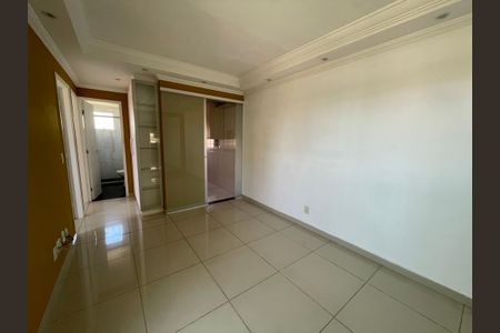 Apartamento para alugar com 45m², 2 quartos e 1 vagaSala