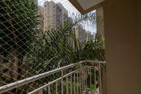 Apartamento para alugar com 72m², 2 quartos e 1 vagaVaranda