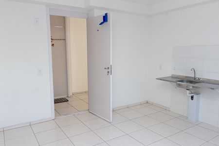 Sala de apartamento para alugar com 2 quartos, 41m² em Campo Grande, Rio de Janeiro