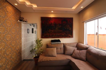 Casa à venda com 139m², 3 quartos e 2 vagasSala 