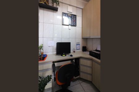 Casa à venda com 139m², 3 quartos e 2 vagasEscritório