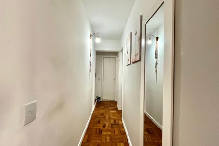 Corredor  de apartamento à venda com 2 quartos, 55m² em Parque Imperial, São Paulo