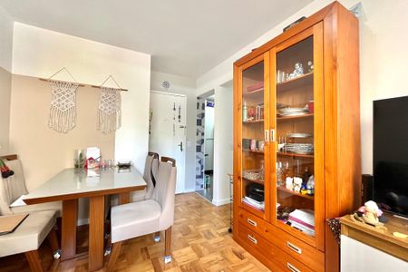 Sala de apartamento à venda com 2 quartos, 55m² em Parque Imperial, São Paulo