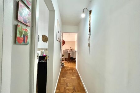 Corredor de apartamento à venda com 2 quartos, 55m² em Parque Imperial, São Paulo