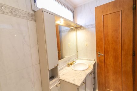 Apartamento para alugar com 122m², 3 quartos e 2 vagas Apartamento para alugar com 122m², 3 quartos e 2 vagasBanheiro Suíte