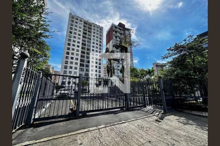 Apartamento para alugar com 122m², 3 quartos e 2 vagas Apartamento para alugar com 122m², 3 quartos e 2 vagasFachada