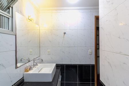 Apartamento para alugar com 122m², 3 quartos e 2 vagas Apartamento para alugar com 122m², 3 quartos e 2 vagasBanheiro Social