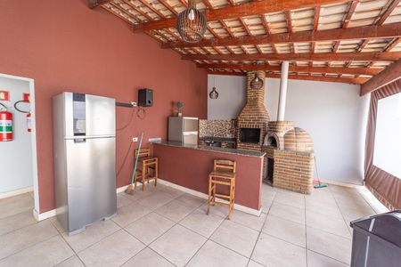 Apartamento para alugar com 74m², 2 quartos e 1 vagaÁrea comum - Churrasqueira/Salão de festas