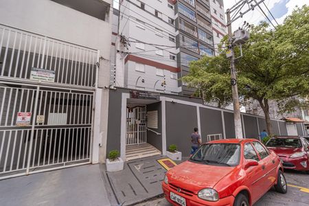 Apartamento para alugar com 74m², 2 quartos e 1 vagaFachada