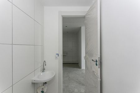 Apartamento à venda com 35m², 2 quartos e sem vaga Apartamento à venda com 35m², 2 quartos e sem vagaBanheiro