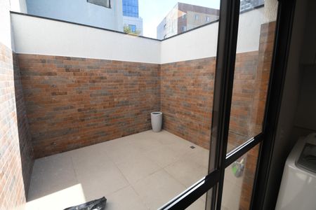 Sala - Sacada de kitnet/studio para alugar com 1 quarto, 45m² em Botafogo, Campinas