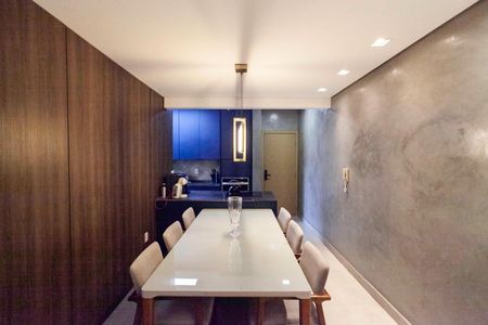 Apartamento à venda com 62m², 2 quartos e 2 vagasSala