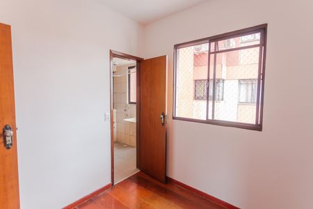 Apartamento à venda com 70m², 3 quartos e 1 vagaQuarto 3 - Reversível 