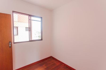 Apartamento à venda com 70m², 3 quartos e 1 vagaQuarto 3 - Reversível 