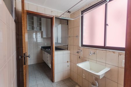 Apartamento à venda com 70m², 3 quartos e 1 vagaÁrea de Serviço