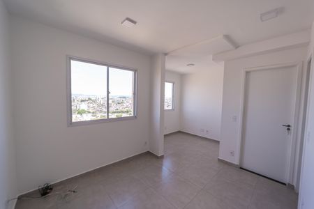 Sala de apartamento para alugar com 1 quarto, 35m² em Cidade Patriarca, São Paulo