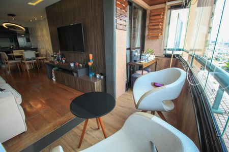Apartamento à venda com 96m², 3 quartos e 2 vagas