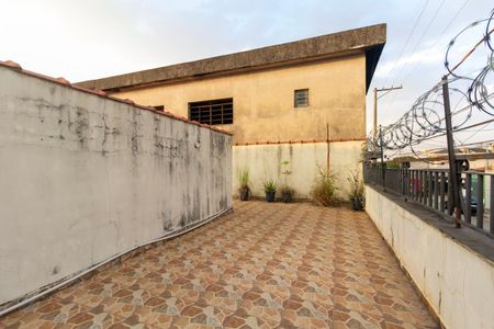 Casa à venda com 192m², 2 quartos e 1 vagaVaranda