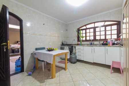 Casa à venda com 192m², 2 quartos e 1 vagaCozinha
