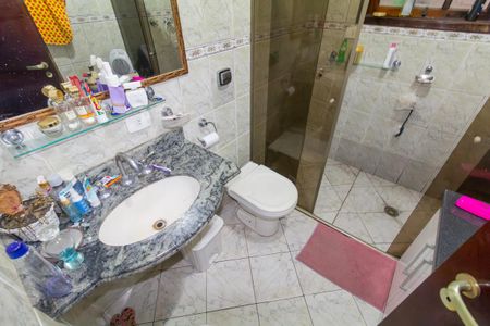 Casa à venda com 192m², 2 quartos e 1 vagaBanheiro