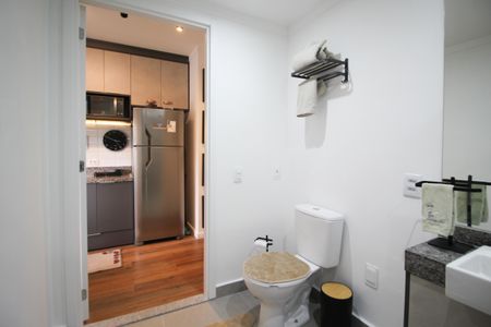 Banheiro de apartamento para alugar com 1 quarto, 26m² em Vila Olímpia, São Paulo