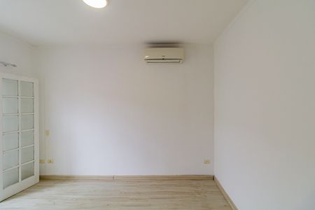 Casa à venda com 140m², 3 quartos e 2 vagasSuite