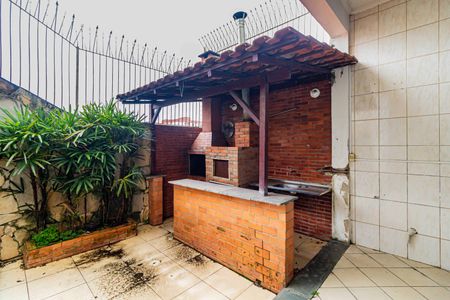 Casa à venda com 140m², 3 quartos e 2 vagasChurrasqueira