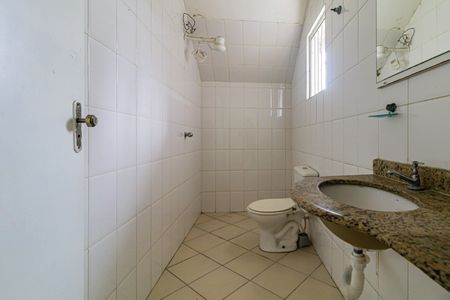 Casa à venda com 140m², 3 quartos e 2 vagasBanheiro de serviço